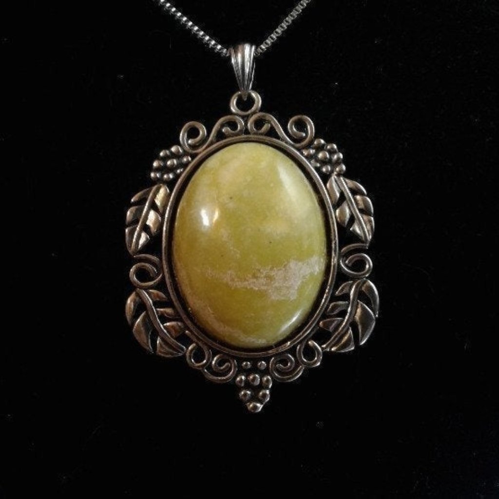 Green Jasper Cabochon Pendant Z330 23$
